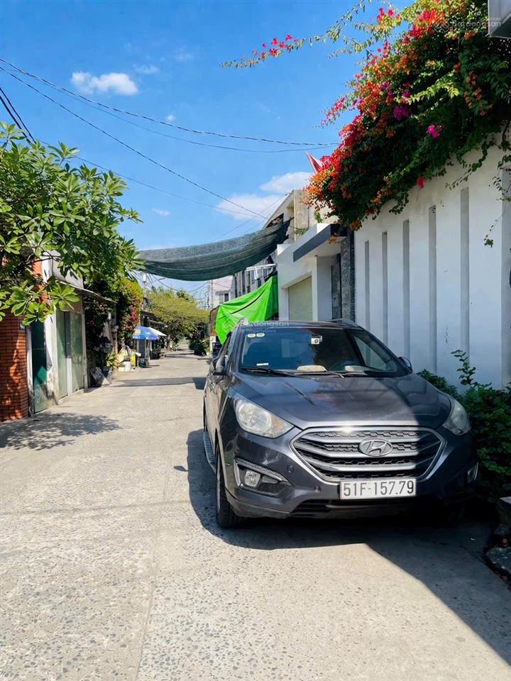 Mặt tiền thạnh lộc 38  dt 4 x 17m, giá 3.59 tỷ  ngay hà huy giáp, trường cao đẳng điện lực