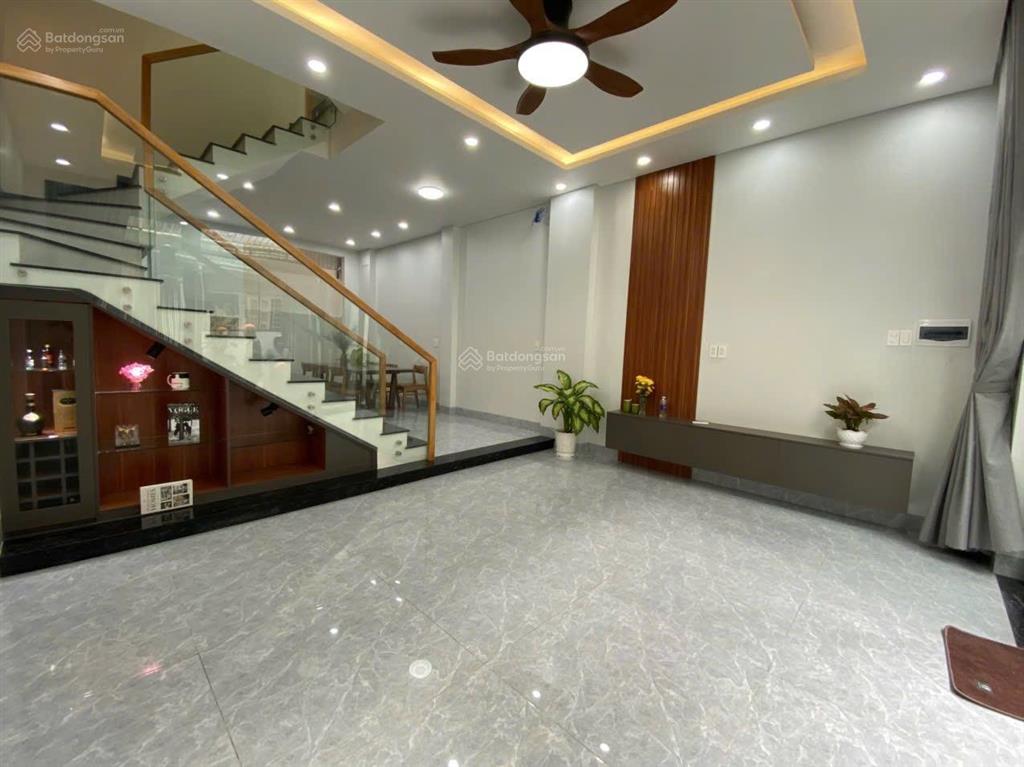Nguyễn văn quá, đông hưng thuận 3 tầng  60m2(5 x 12)  giá 5,45 tỷ