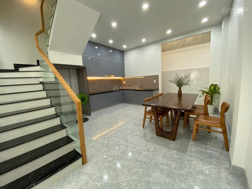Nguyễn văn quá, đông hưng thuận 3 tầng  60m2(5 x 12)  giá 5,45 tỷ