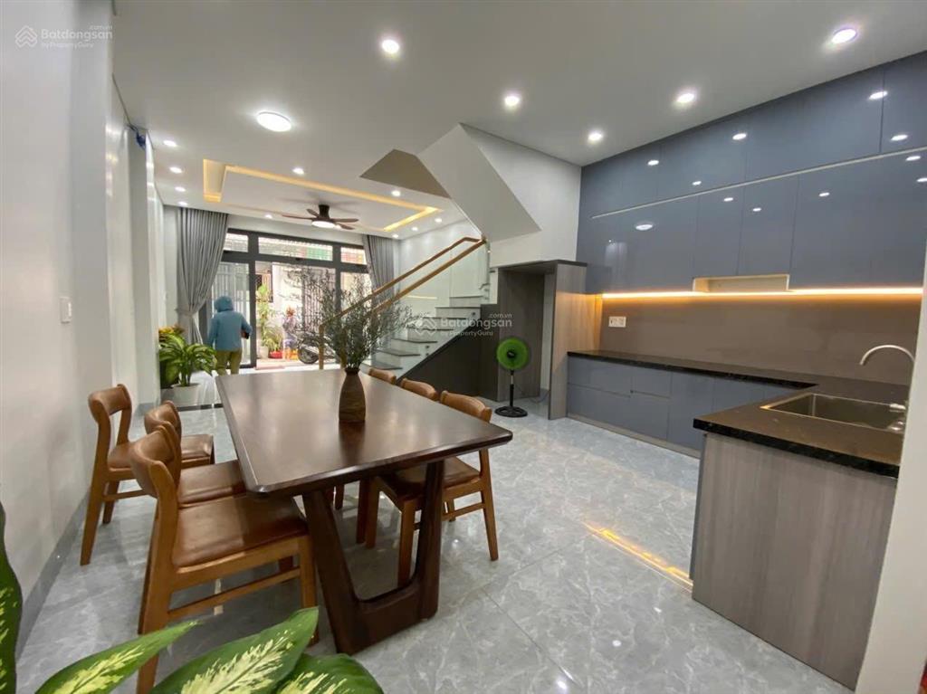 Nguyễn văn quá, đông hưng thuận 3 tầng  60m2(5 x 12)  giá 5,45 tỷ