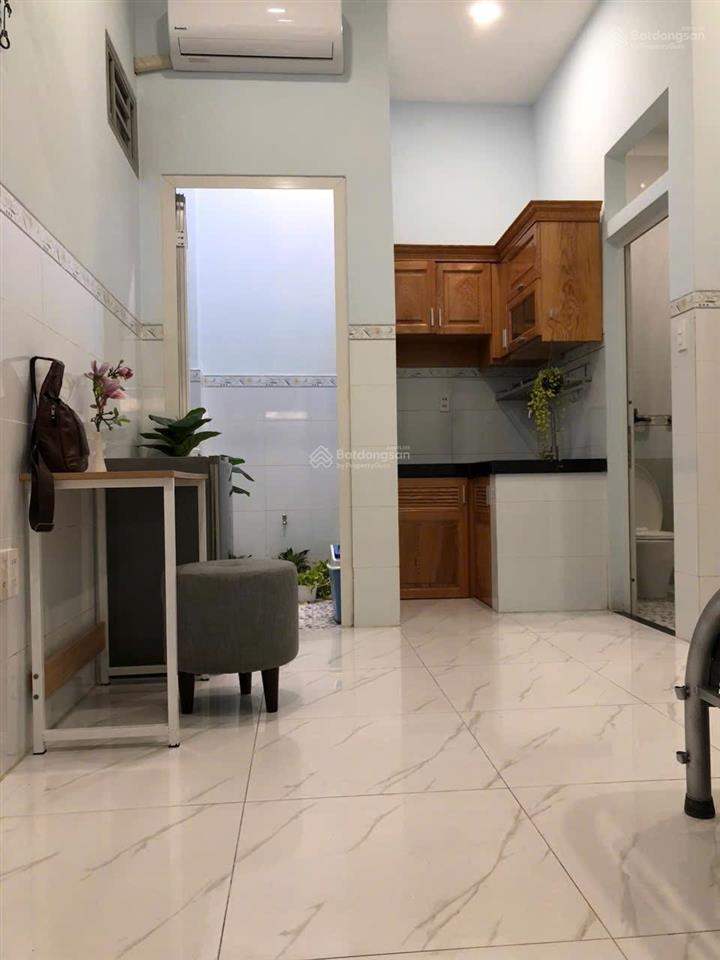 Cần cho thuê căn hộ dịch vụ full nội thất cực kỳ mới cực kỳ đẹp ở đường hoàng hoa thám