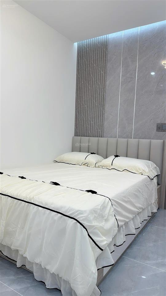 Bán căn hộ sky garden 1 3pn2wc88m2 full nội thất cao cấp như hình.  0911 090 *** em huân