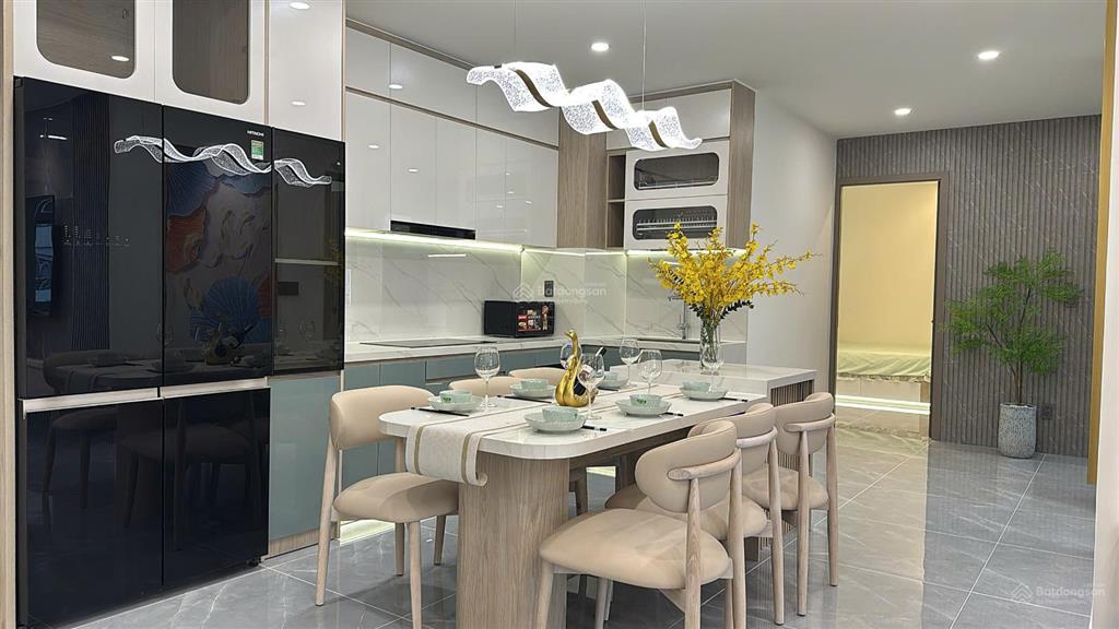 Bán căn hộ sky garden 1 3pn2wc88m2 full nội thất cao cấp như hình.  0911 090 *** em huân