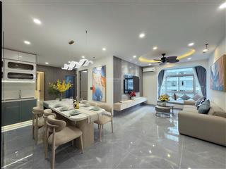 Bán căn hộ sky garden 1 3pn2wc88m2 full nội thất cao cấp như hình.  0911 090 *** em huân
