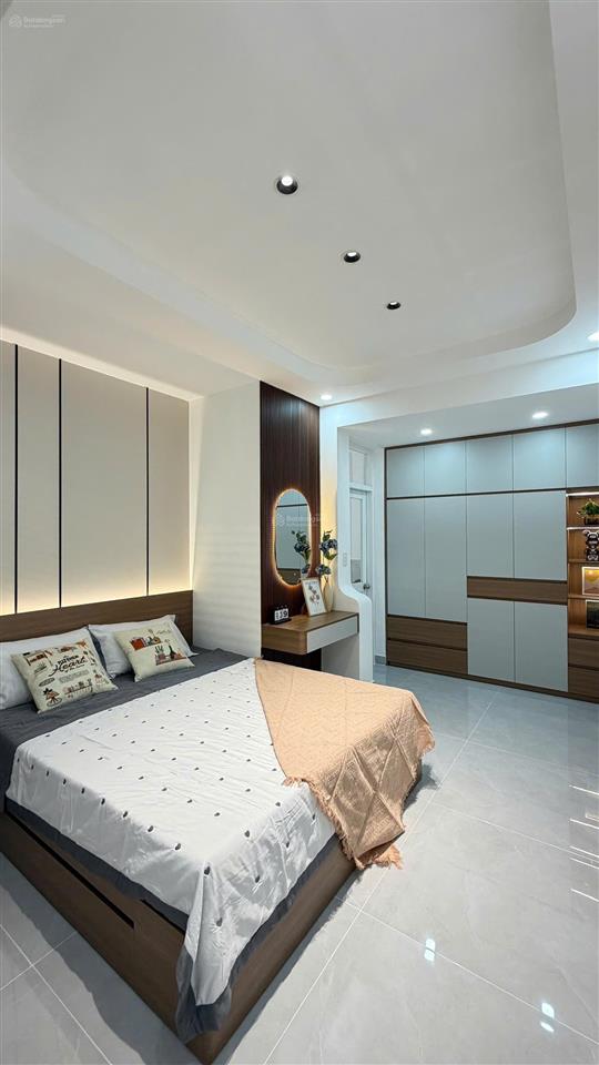 Bán siêu phẩm mới 100% 2pn1wc sky garden 3  phú mỹ hưng chỉ 5.350 tỷ  0911 090 ***