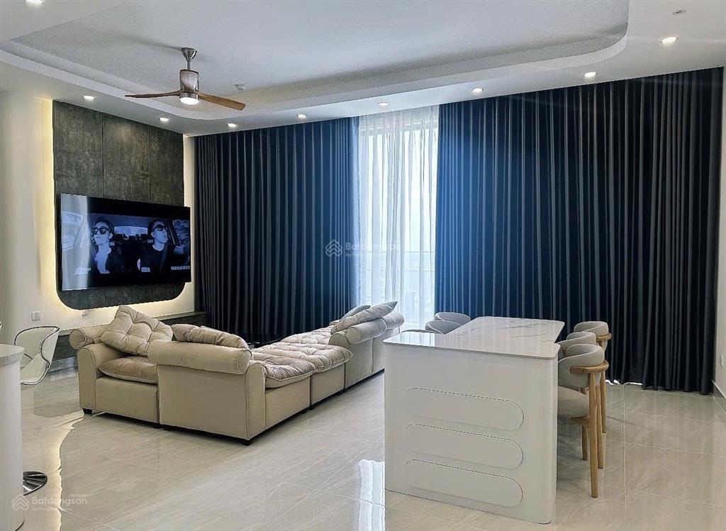 Penthouse river panorama 210m2  view sông siêu đẹp  full nội thất cao cấp.  0911 090 *** em huân