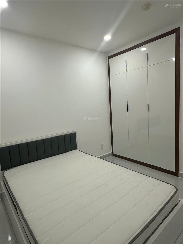 Chính chủ cần bán ch new saigon 3pn3wc (2pn master) 126m² view đông nam,  0911 090 *** em huân