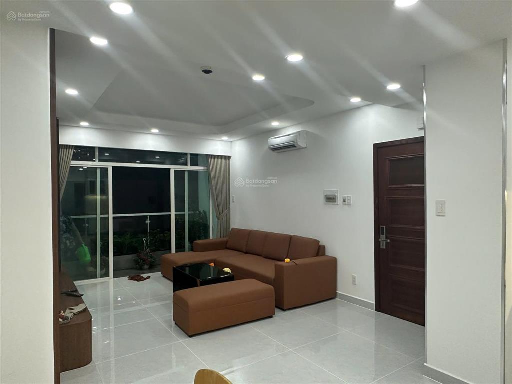 Chính chủ cần bán ch new saigon 3pn3wc (2pn master) 126m² view đông nam,  0911 090 *** em huân