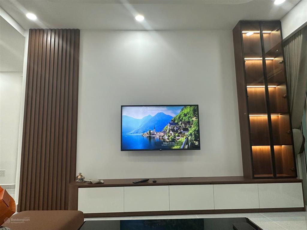 Chính chủ cần bán ch new saigon 3pn3wc (2pn master) 126m² view đông nam,  0911 090 *** em huân