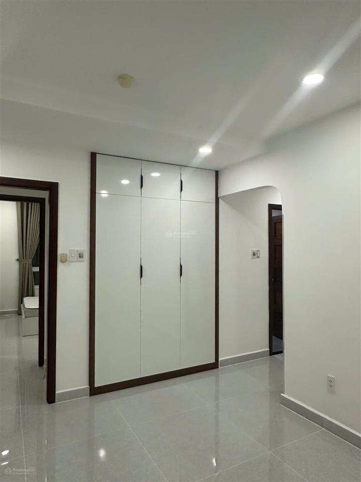 Chính chủ cần bán ch new saigon 3pn3wc (2pn master) 126m² view đông nam,  0911 090 *** em huân
