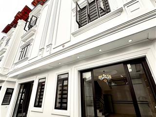 Hot!bán nhà cực đẹp ôtô đỗ cửa hồng bàng đối diện vin imperia, hải phòng, giá siêu tốt