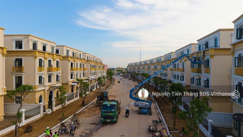 Bán biệt thự song lập phân khu hoàng gia diện tích đất 180m2, mt rộng 9m tại vinhomes royal island