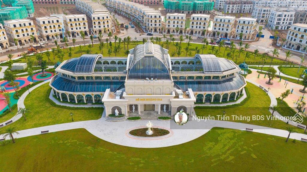 Bán biệt thự song lập phân khu hoàng gia diện tích đất 180m2, mt rộng 9m tại vinhomes royal island