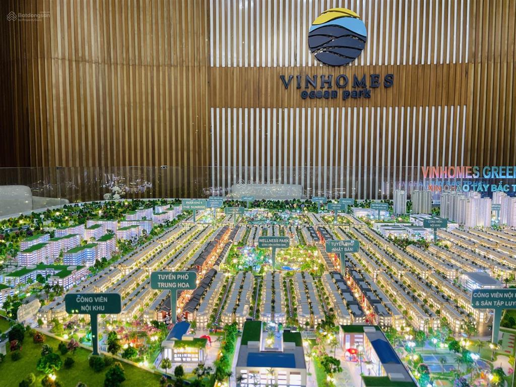 Cần bán siêu phẩm liền kề 90m2, mặt tiền rộng 7,5m xây 4t tại kđt vinhomes  vốn chỉ cần 607 triệu