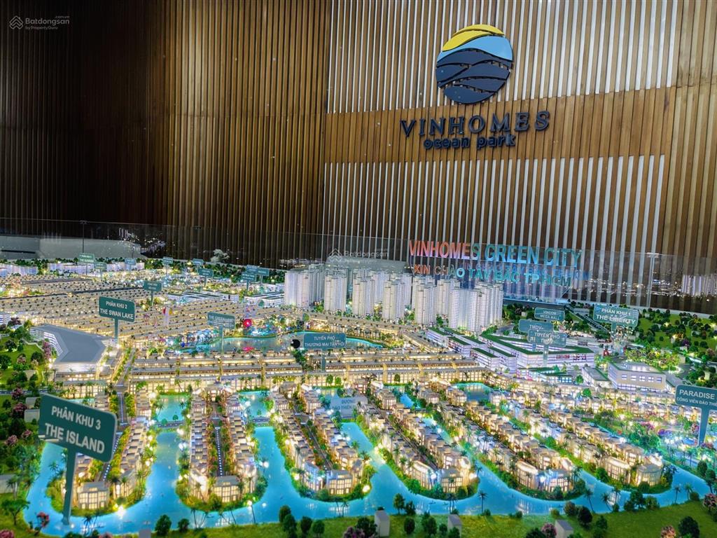 Cần bán siêu phẩm liền kề 90m2, mặt tiền rộng 7,5m xây 4t tại kđt vinhomes  vốn chỉ cần 607 triệu