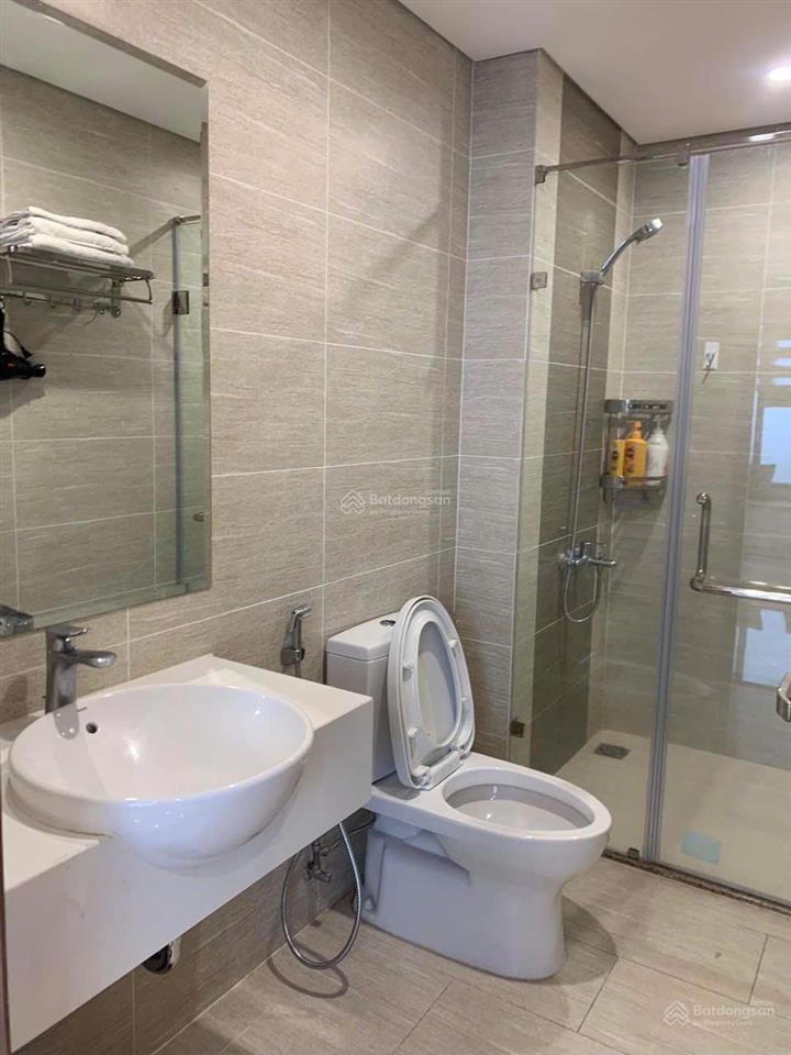 Chính chủ cho thuê căn hộ 2pn+ 64m2 tòa nhà s102 vin smart city, căn góc, full đồ rất đẹp