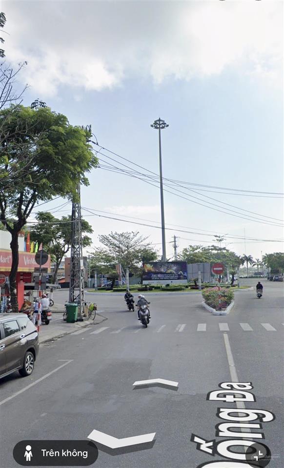 Mặt tiền đống đa  100m2  nhà 4 tầng, sát sông hàn