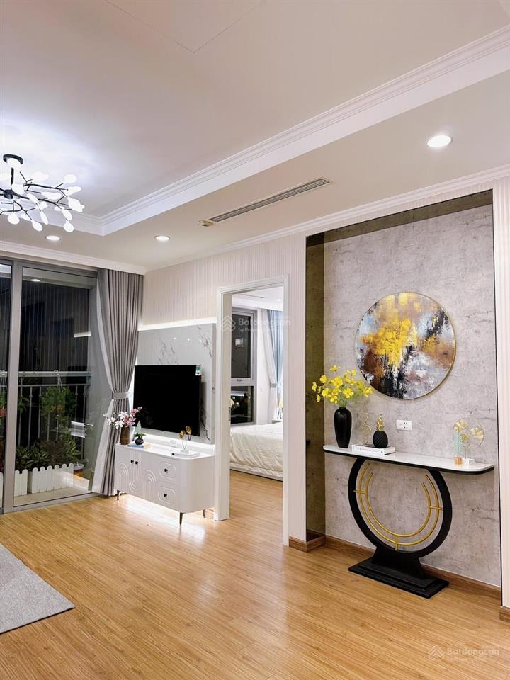 Bán cc times city, 9 tỷ, 76m2, 2pn, 2wc, nội thất đầy đủ, hot!