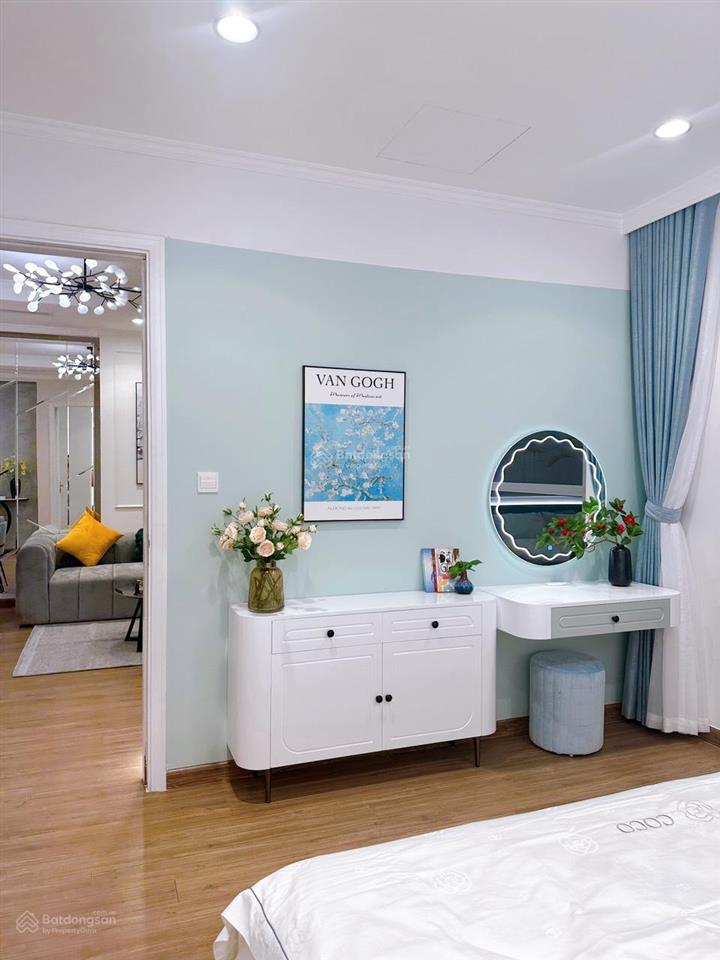 Bán gấp căn hộ phân khu parkhill times city, giá 9,4 tỷ 80m2, 2pn, 2wc