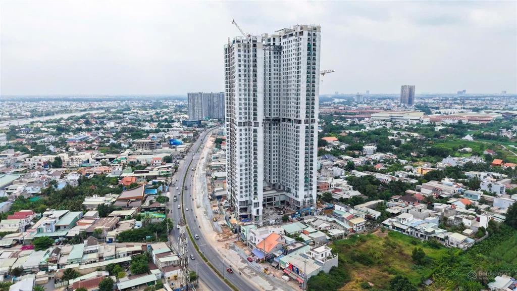 Bán nhanh căn a.07 36m2, emerlad 68 sắp giao nhà 2.1 tỷ, tầng cao