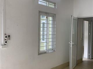 Cho thuê nhà vườn chính chủ số 41, đường 9, an dương, tây hồ, 3 phòng ngủ chỉ 9,5 triệu/tháng
