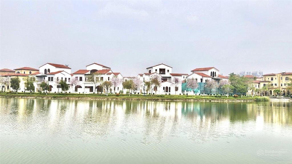 Nợ bank chủ nhà cần bán gấp căn biệt thự góc vista lago nam an khánh khu hồ lớn giá cực tốt.