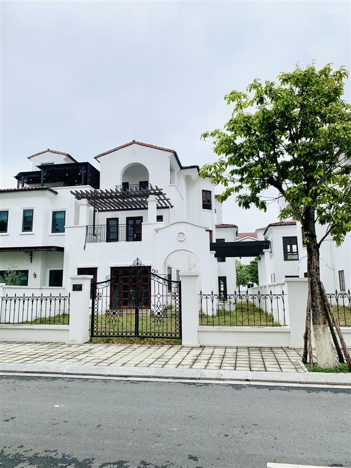 Nợ bank chủ nhà cần bán gấp căn biệt thự góc vista lago nam an khánh khu hồ lớn giá cực tốt.