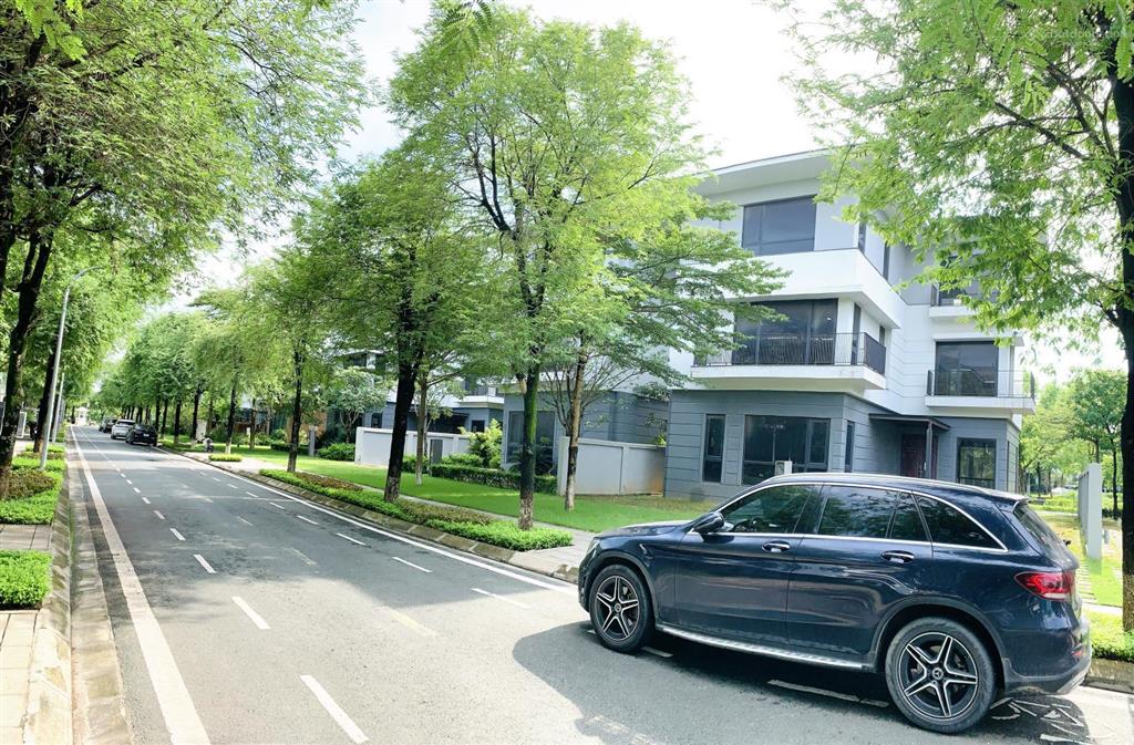 Chính chủ quyết tâm bán biệt thự bt5 lakeside villas  splendora, giá rõ ràng rẻ trên thị trường