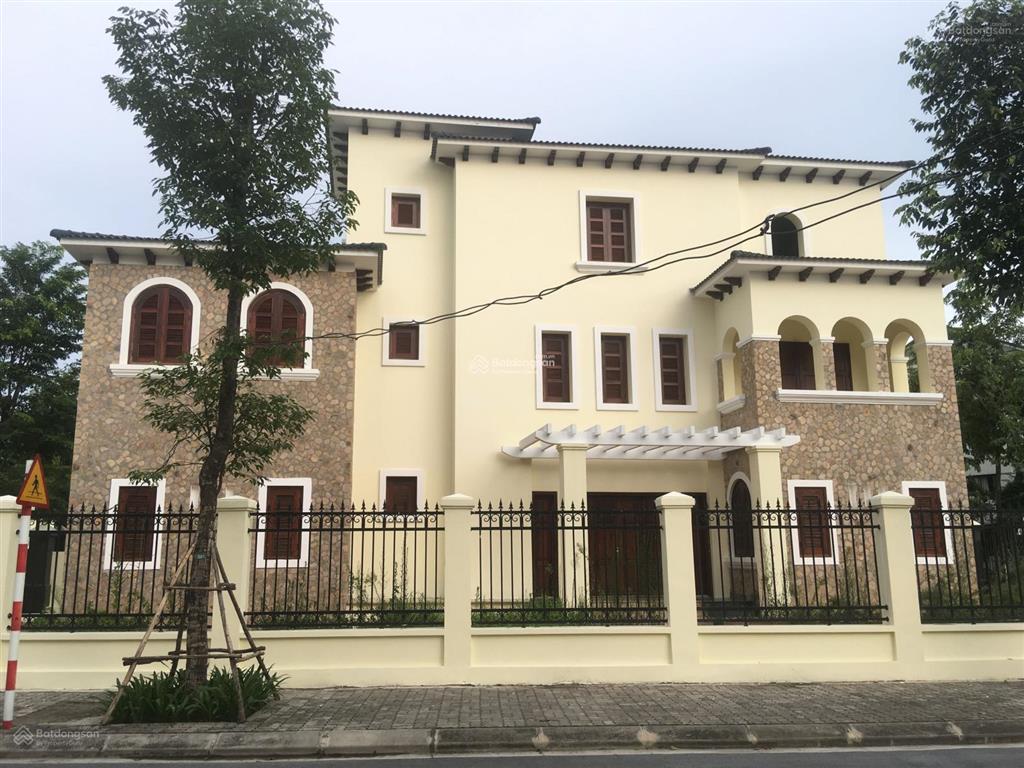 Chính chủ cần bán căn biệt thự đất quảng góc 3 mặt đường trong kđt vinhomes thăng long nam an khánh
