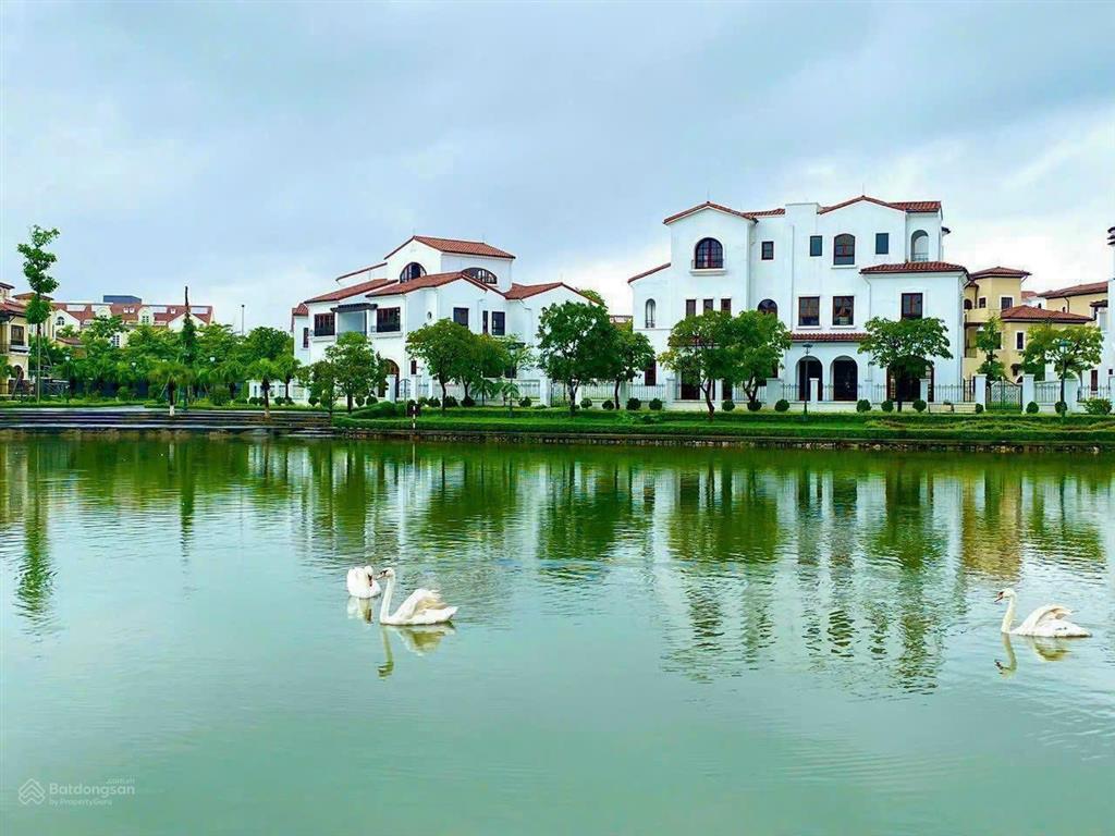 Cần bán gấp biệt thự mặt hồ lớn vista lago giá ngộp bank