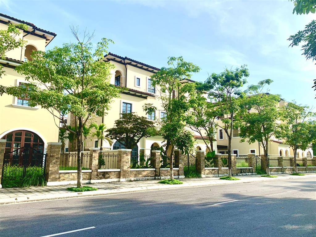 Bán gấp biệt thự vista nam an khánh  an ninh khép kín  giá ngộp bank