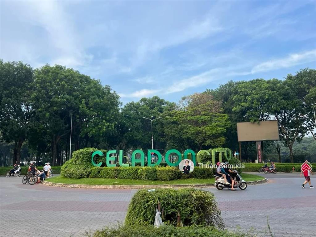 Dt 96m2  2pn2wc  nhà mới chưa ở (hiếm)  diamond brilliant, celadon city, vị trí đẹp view nội khu