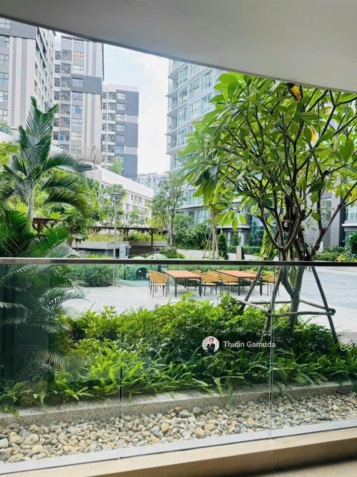 Bán căn 2pn tầng trệt dt 96m2 giá 8,2 tỷ (tặng ô đậu xe hơi)  diamond centery celadon city