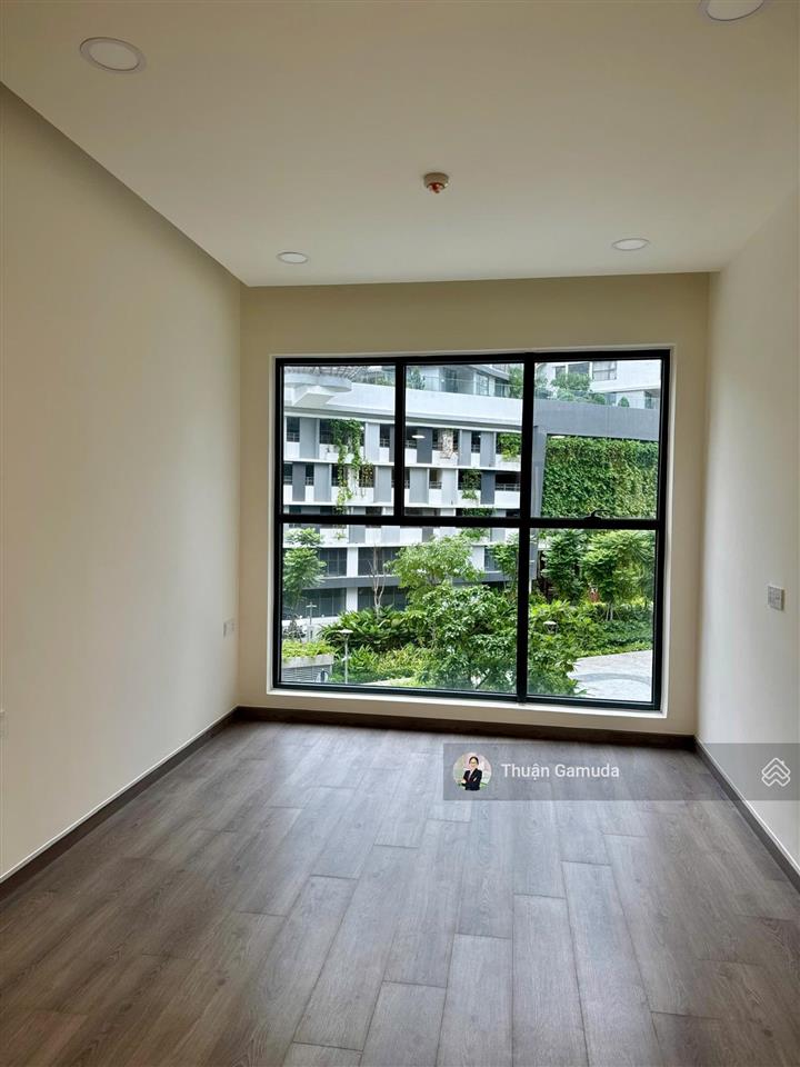 Giá 8.4tỷ trả dãn 3năm, căn 96m2 2pn+1 hướng đn, tầng trung, diamond centery celadon city