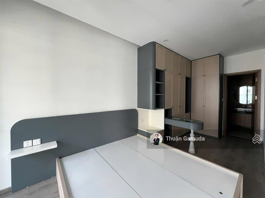 Bán căn 2pn 2wc nội thất đẹp, view đại lộ  diamond alnata plus giá 7.59tỷ nhận nhà, tặng ô carpark