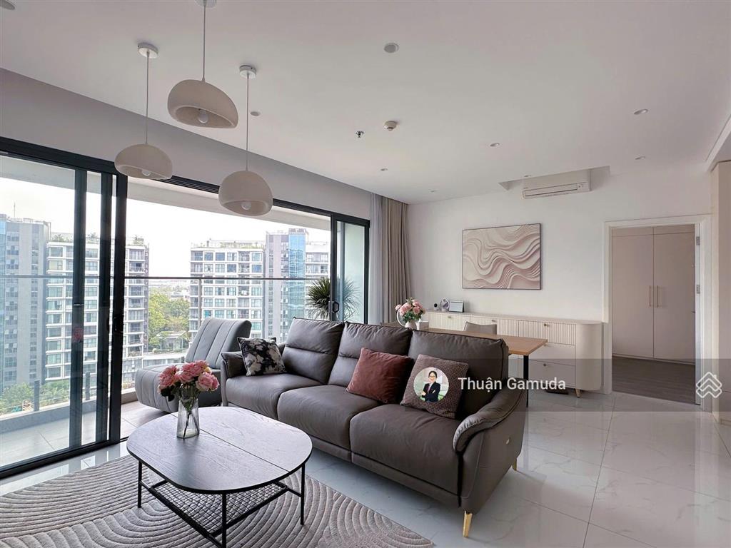 Nhà đẹp  giá tốt căn 3pn diện tích 118m2 + ô xe hơi diamond alnata plus celadon city giá 10tỷ3