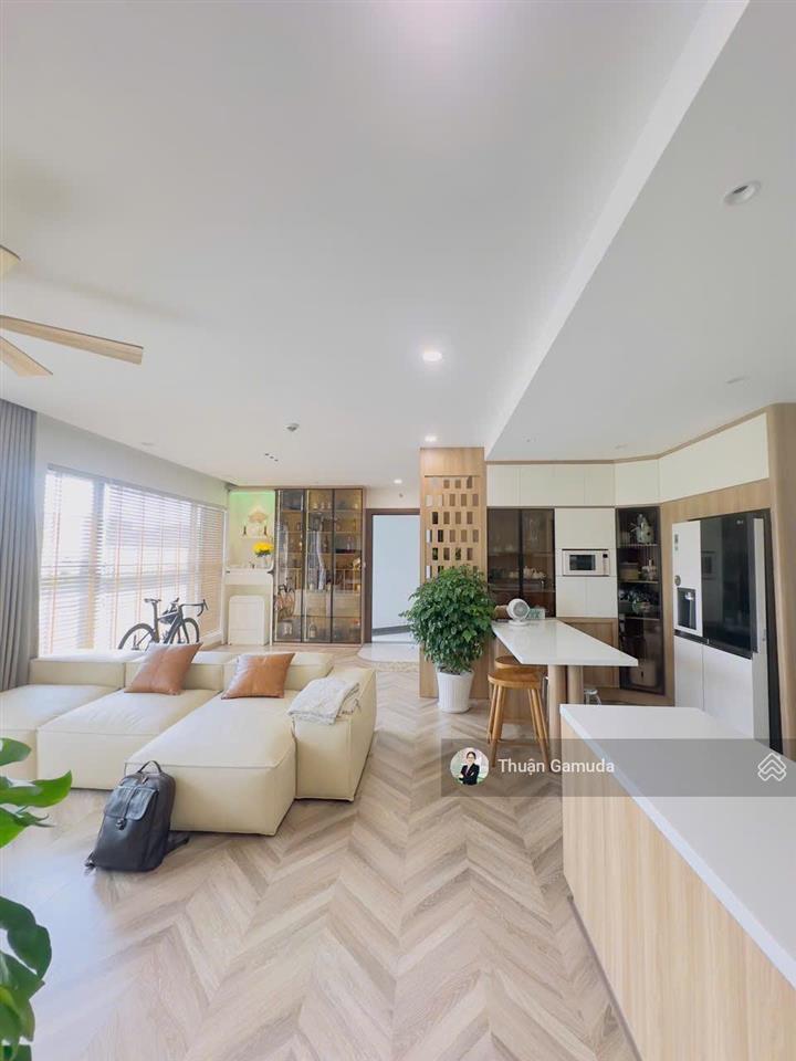 Bán căn góc 2view  128m2  3pn+1 kho, full nt cao cấp diamond brilliant celadon city