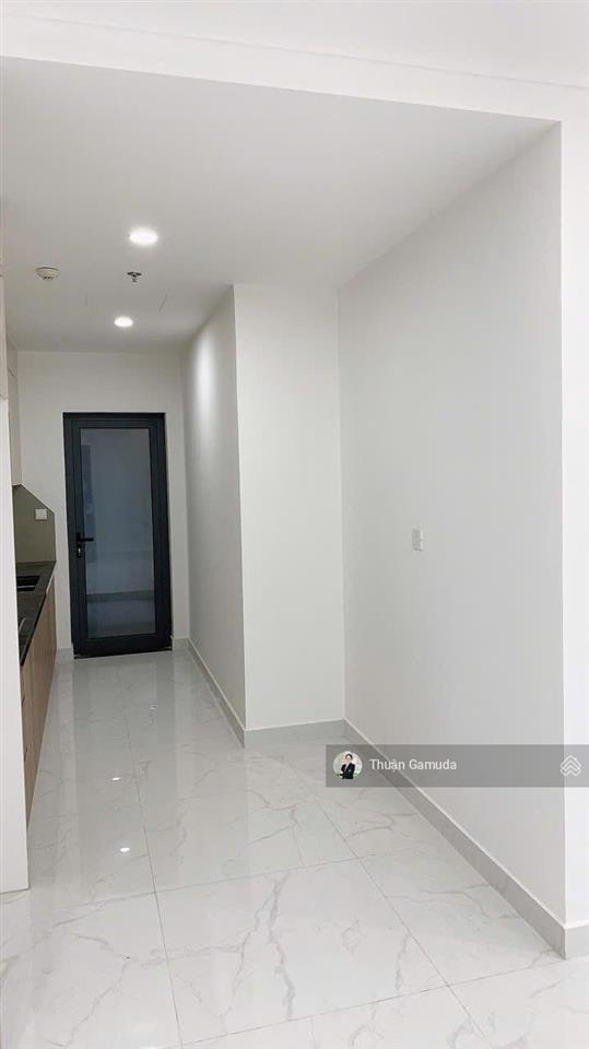 Bán gấp căn 141m2  3pn+1 kho  diamond brilliant celadon city giá 9.5tỷ, có ô xe, còn thương lượng