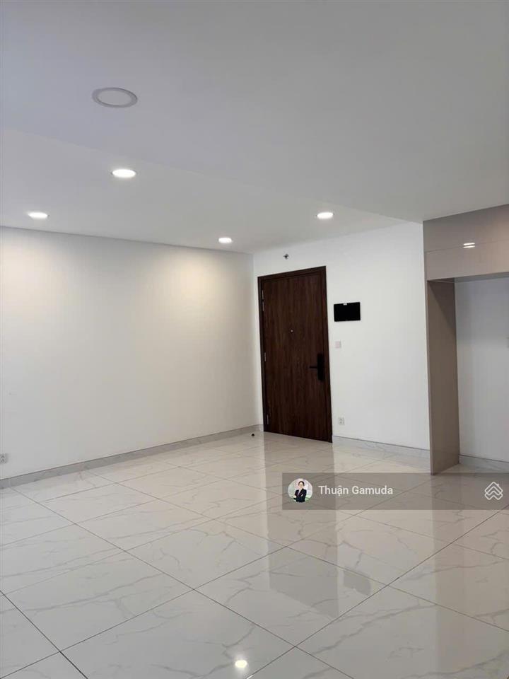 Tầng cao, căn 112m² (2pn+1 decor được 3pn)  nhà mới cđt bàn giao giá 8.5 tỷ  diamond brilliant