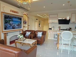 Căn góc 121m2 (3pn 3wc)  nhà trống 10,3tỷ  full nt đẹp 11tỷ  tầng cao,view đẹp  diamond centery