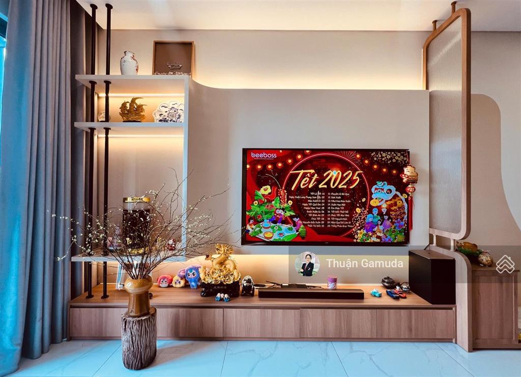 Căn 2pn view hồ 96m2 diamond brilliant giá 7,8 tỷ, vị trí đẹp, view hồ thoáng mát