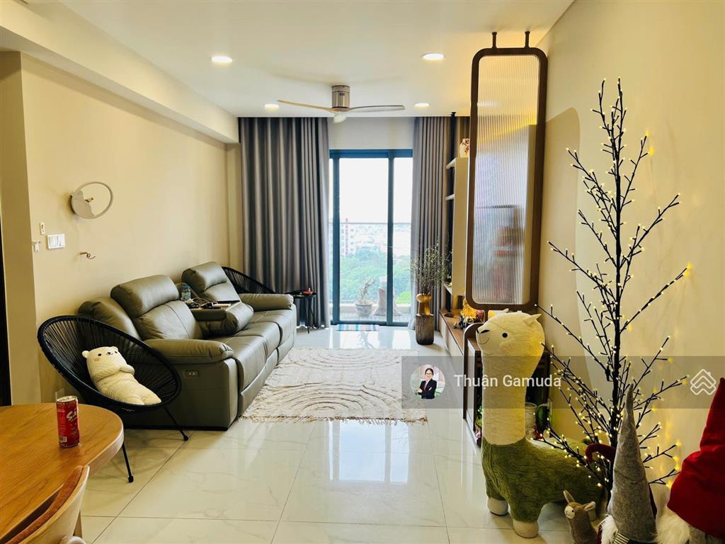 Căn 2pn view hồ 96m2 diamond brilliant giá 7,8 tỷ, vị trí đẹp, view hồ thoáng mát