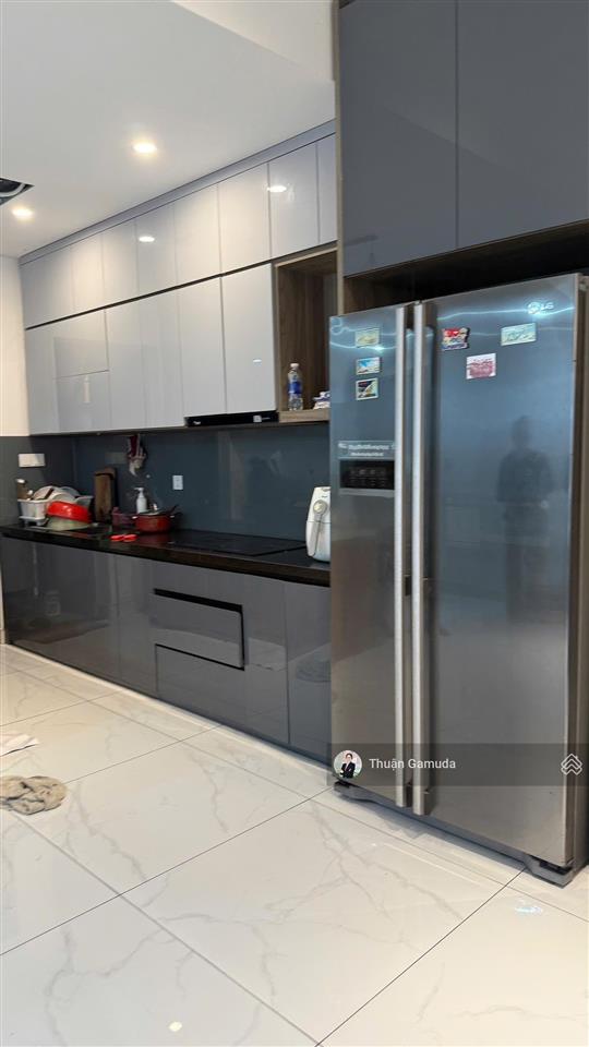 Bán gấp giá siêu tốt căn 3pn 117m2 view nội khu thoáng mát chỉ 8.4tỷdiamond alnata celadon city