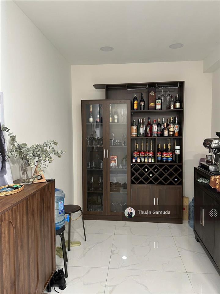View trực diện hồ bơi  c4  căn 96m2 (2pn+, 2wc) giá 8,5tỷ  diamond centery