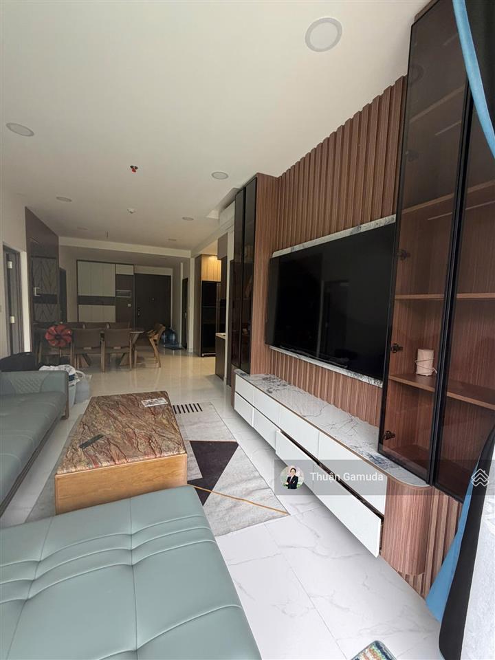 Tầng thấp  view ôm trọn cây xanh 16ha  full nt xịn 3pn 121m2 giá 10,7 tỷ  diamond centery
