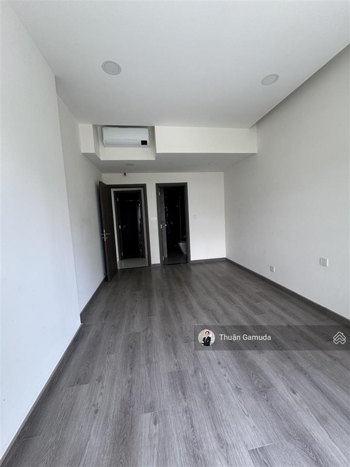 Bán gấp căn 2pn + 1 (96m2) diamond centery, h. đông nam  chỉ 8,2tỷ (còn thương lượng)