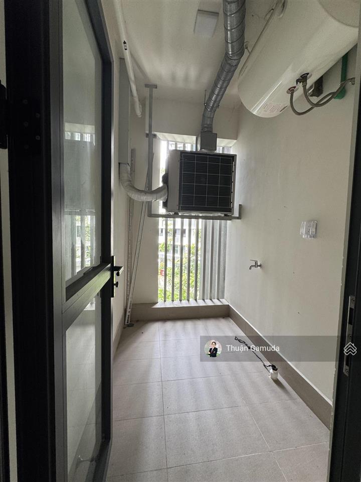 Bán gấp căn 2pn + 1 (96m2) diamond centery, h. đông nam  chỉ 8,2tỷ (còn thương lượng)