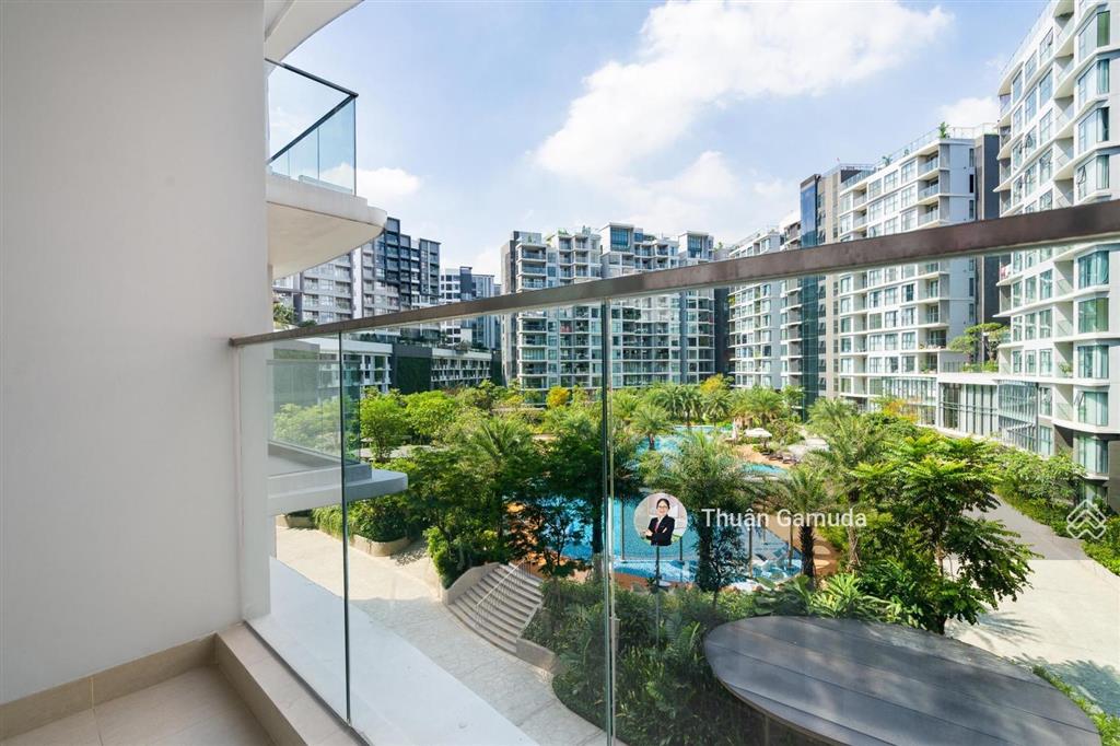 View hồ bơi  căn 3pn 3wc thanh toán 3,99tỷ nhận nhà  full nội thất đẹp  diamond centery