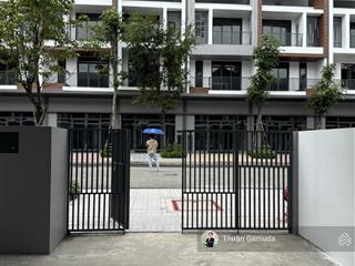 Căn townhouse 3 tầng 5x20m, vị trí đẹp giá tốt 8.7tỷ, trả chậm đến năm 2031 (nhà phố artisan park)