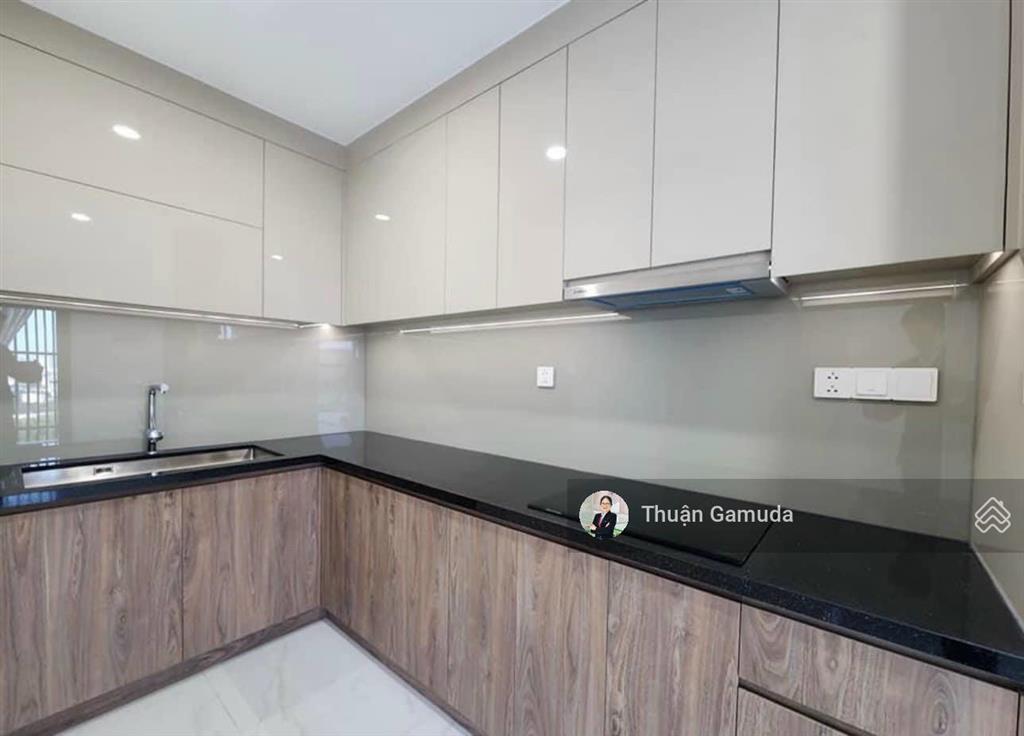 Bán nhanh  căn 2pn 2wc (alnata plus) giá 6,9 tỷ view centery + tặng kèm 1 chỗ đậu xe hơi